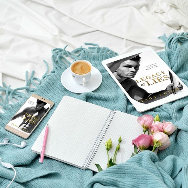 Have you read Tripp and Jolie yet??? Grab Throne of Lies for only .99. Also available on KU.
#angstyromance #romancereads #bookaholic #authorsofinstagram #kindleunlimited #bookstoread #bookstagram #flatlay #booksandcoffee #booksandblankets #readinginbed #bibliophile